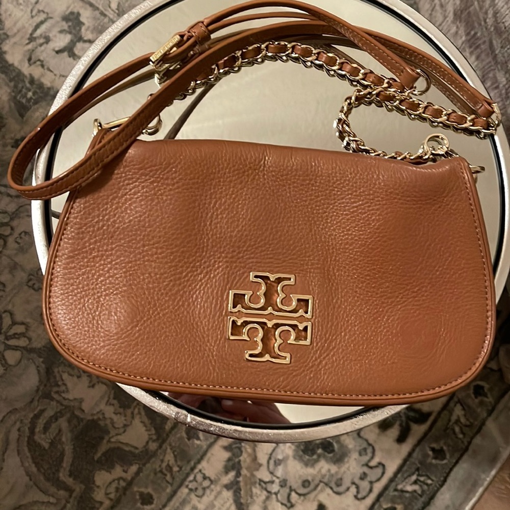 Authentic Tory Burch Britten textured leather clutch